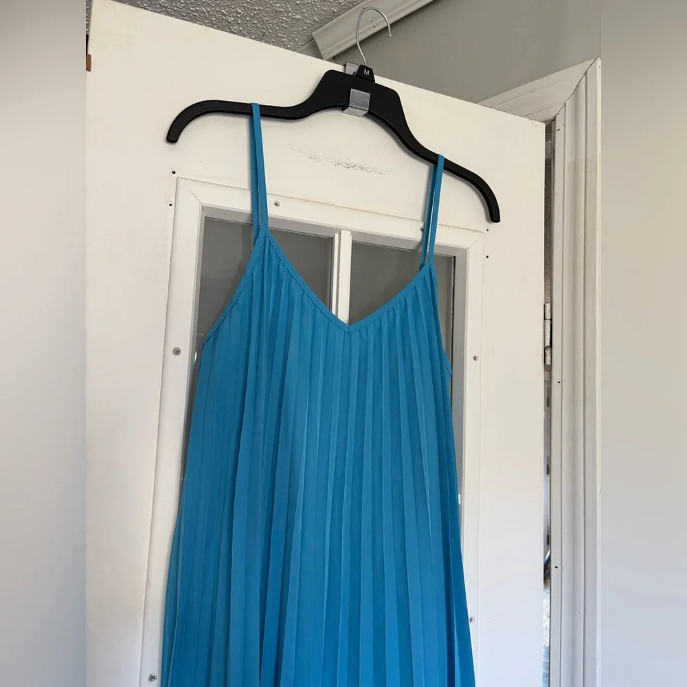 SHEIN Turquoise Pleated Spaghetti-Strap Maxi Dress - Picture 2 of 5